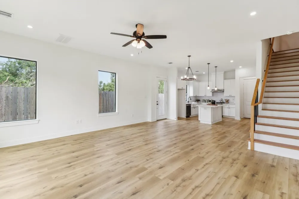 313 Tennessee Street Houston, TX 77029