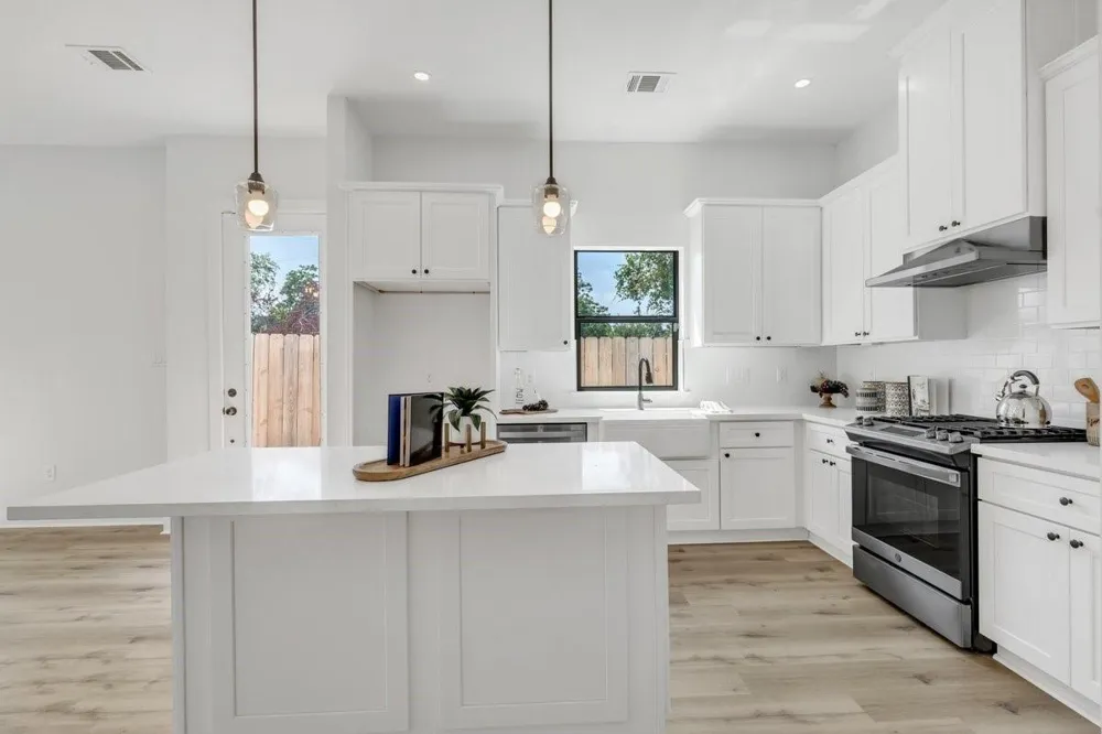 313 Tennessee Street Houston, TX 77029