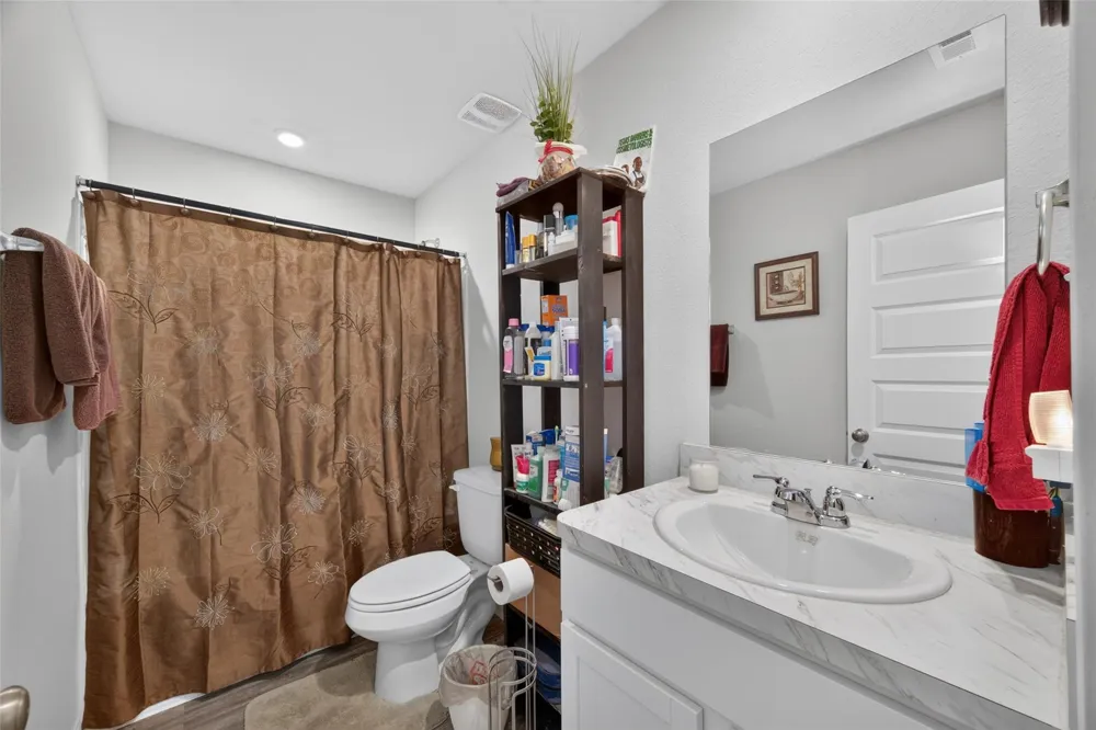 3496 Road 5725 Cleveland, TX 77327
