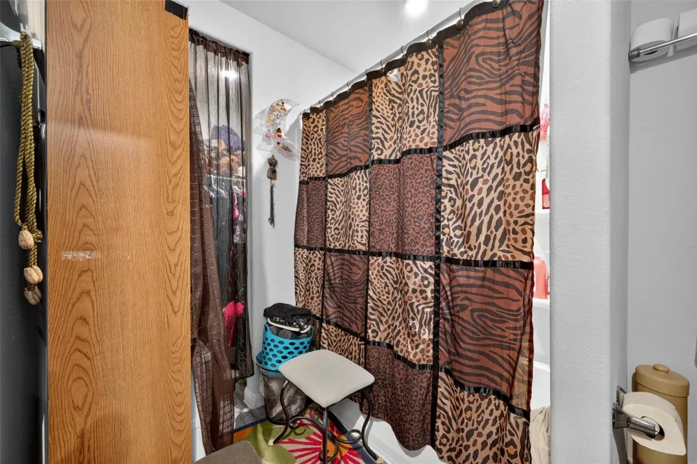 3496 Road 5725 Cleveland, TX 77327