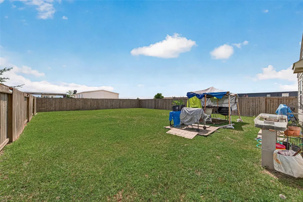 3496 Road 5725 Cleveland, TX 77327