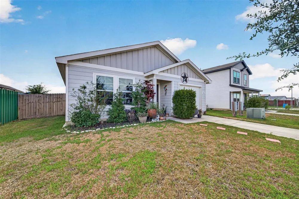 3496 Road 5725 Cleveland, TX 77327