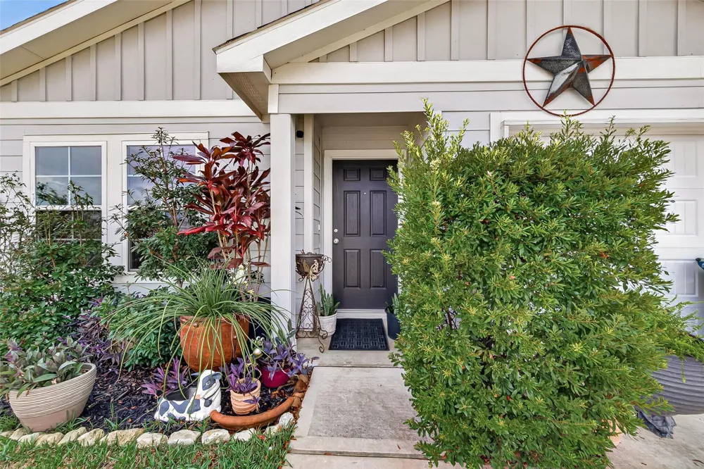 3496 Road 5725 Cleveland, TX 77327