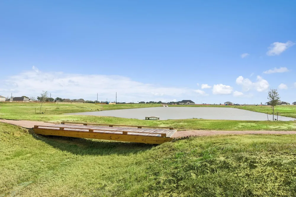318 Cobb Court Sealy, TX 77474