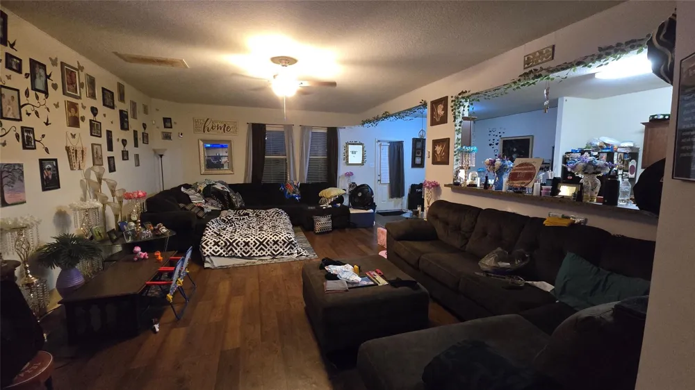 2706 Regatta Lane Texas City, TX 77568