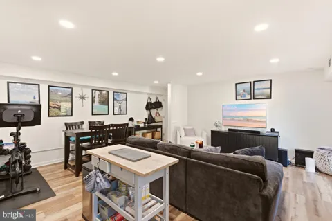 1304 VALLEY DRIVE #1304