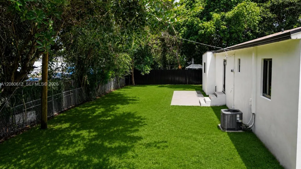 12210 NW 22nd Ave Miami, FL 33167