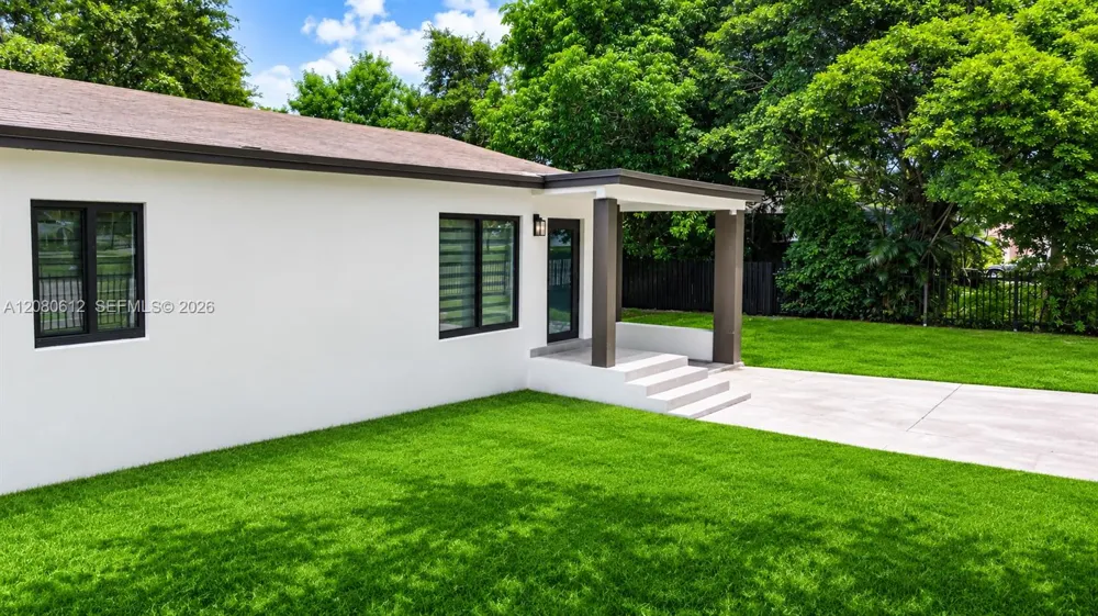 12210 NW 22nd Ave Miami, FL 33167