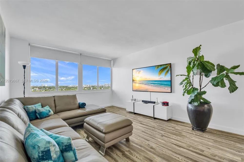 7441 Wayne #15I Miami Beach, FL 33141