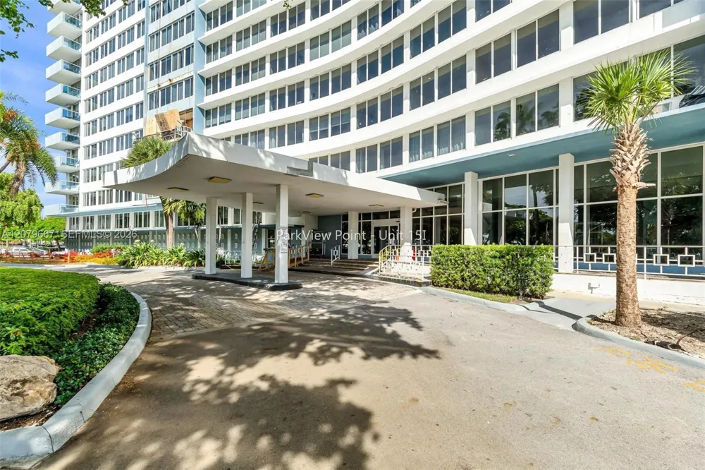7441 Wayne #15I Miami Beach, FL 33141