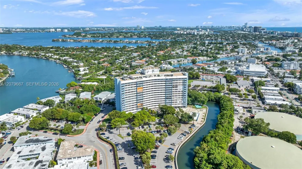 7441 Wayne #15I Miami Beach, FL 33141