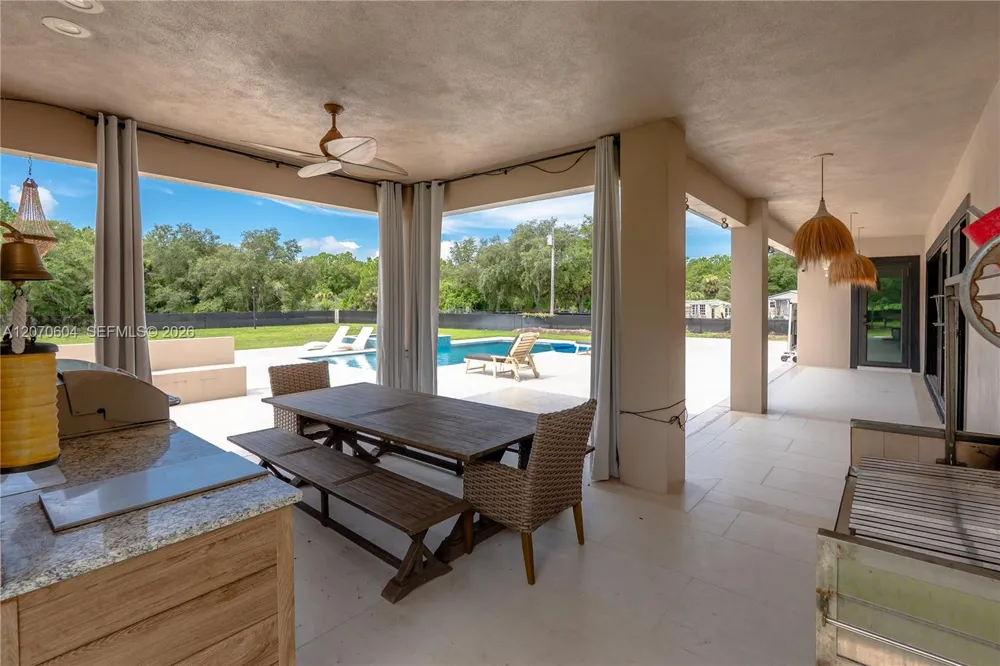 300 Montura Ave Clewiston, FL 33440