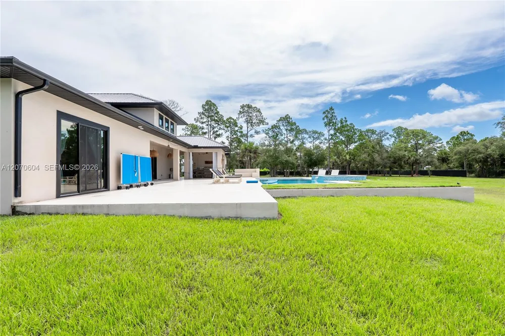 300 Montura Ave Clewiston, FL 33440