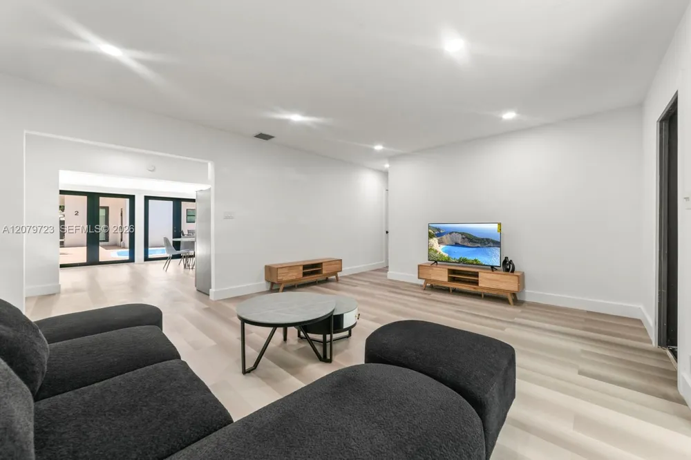 509 SE 19th St Fort Lauderdale, FL 33316