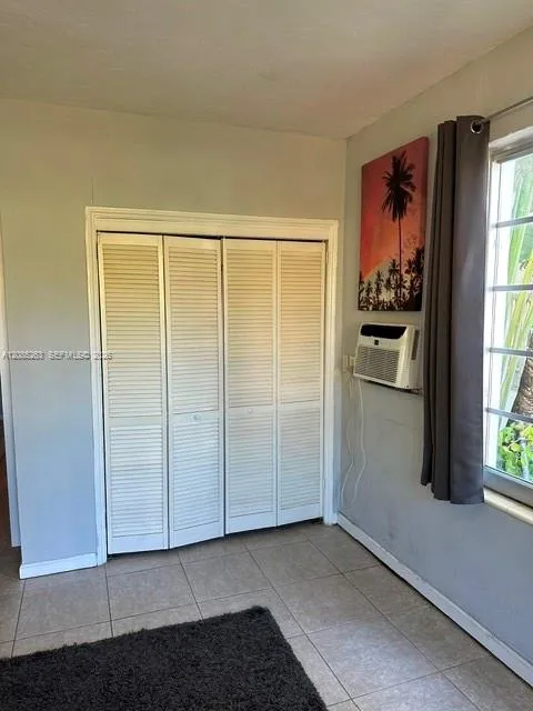 1525 Meridian Ave #101 Miami Beach, FL 33139
