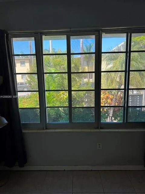 1525 Meridian Ave #101 Miami Beach, FL 33139