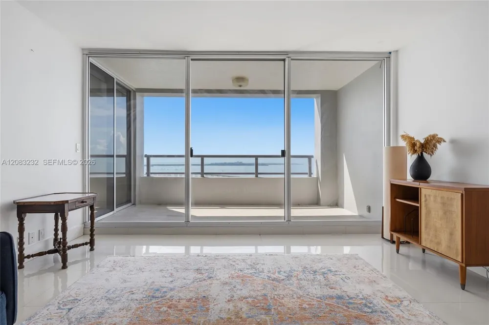1541 Brickell Ave #B3403 Miami, FL 33129