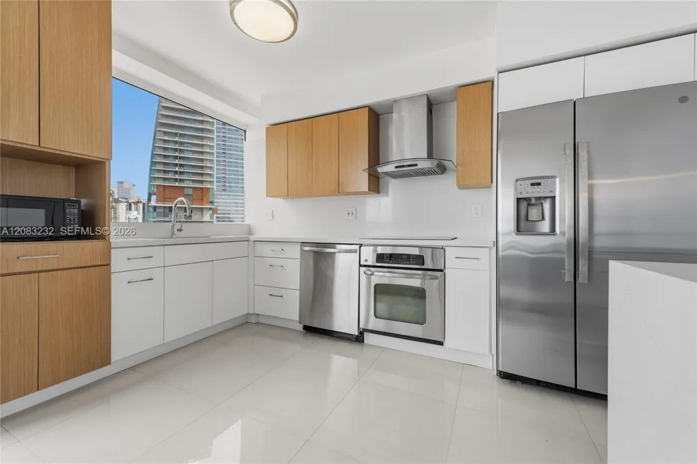 1541 Brickell Ave #B3403 Miami, FL 33129