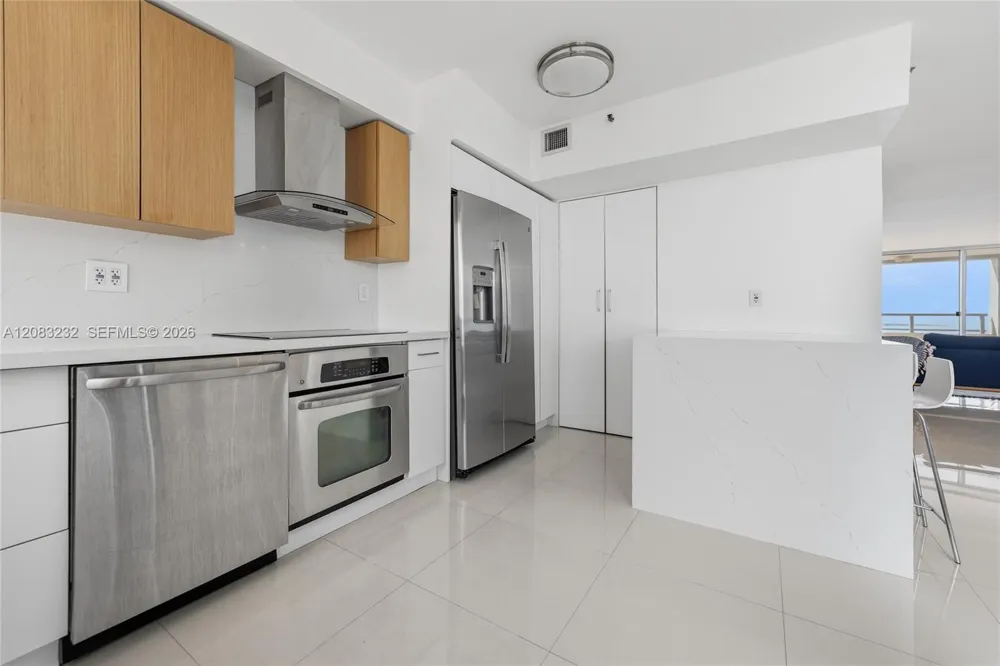 1541 Brickell Ave #B3403 Miami, FL 33129