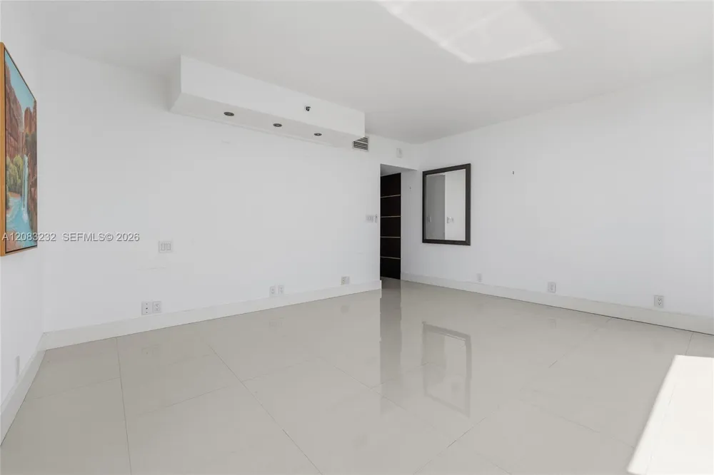 1541 Brickell Ave #B3403 Miami, FL 33129