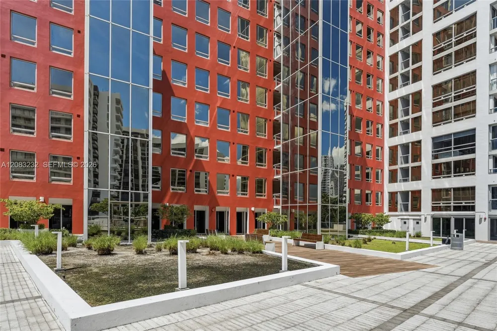 1541 Brickell Ave #B3403 Miami, FL 33129