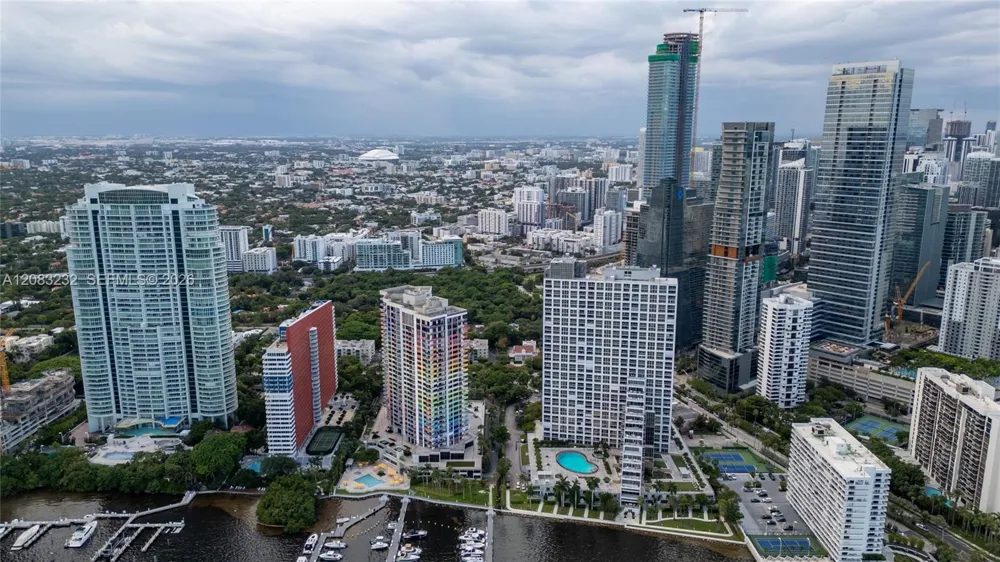 1541 Brickell Ave #B3403 Miami, FL 33129