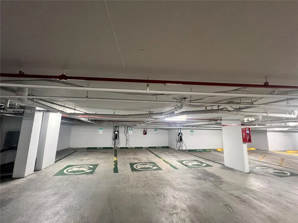 1541 Brickell Ave #B3403 Miami, FL 33129