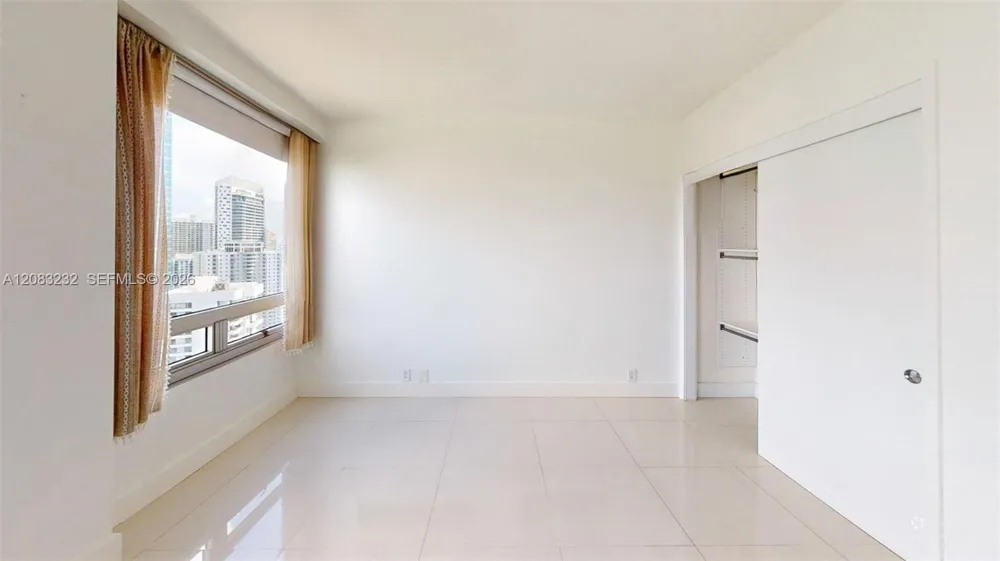 1541 Brickell Ave #B3403 Miami, FL 33129