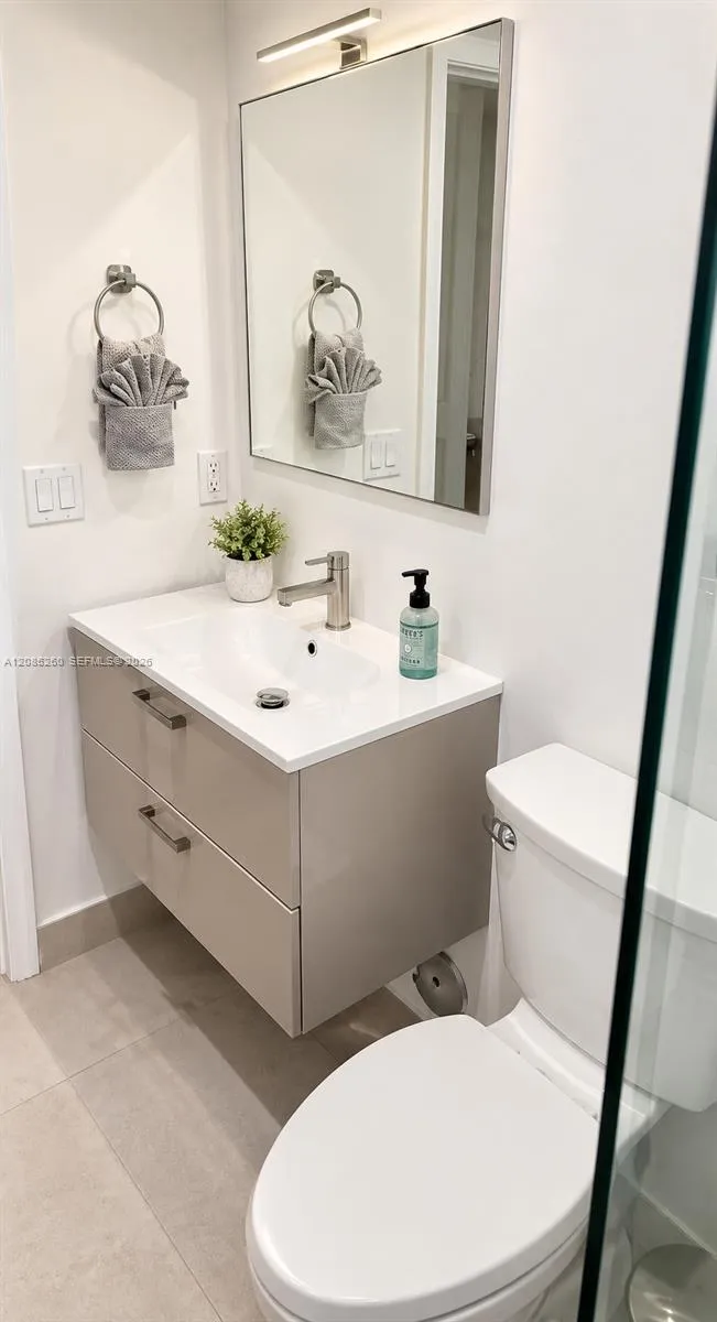 245 NE 33rd St #103 Miami, FL 33137
