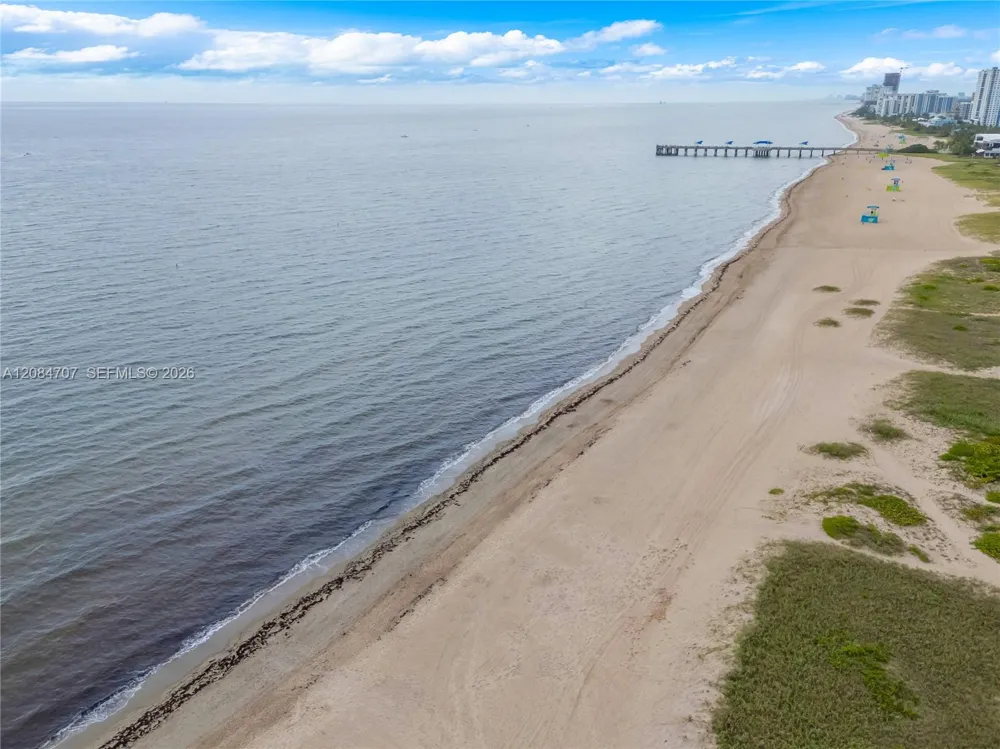 3226 NE 7th St Pompano Beach, FL 33062