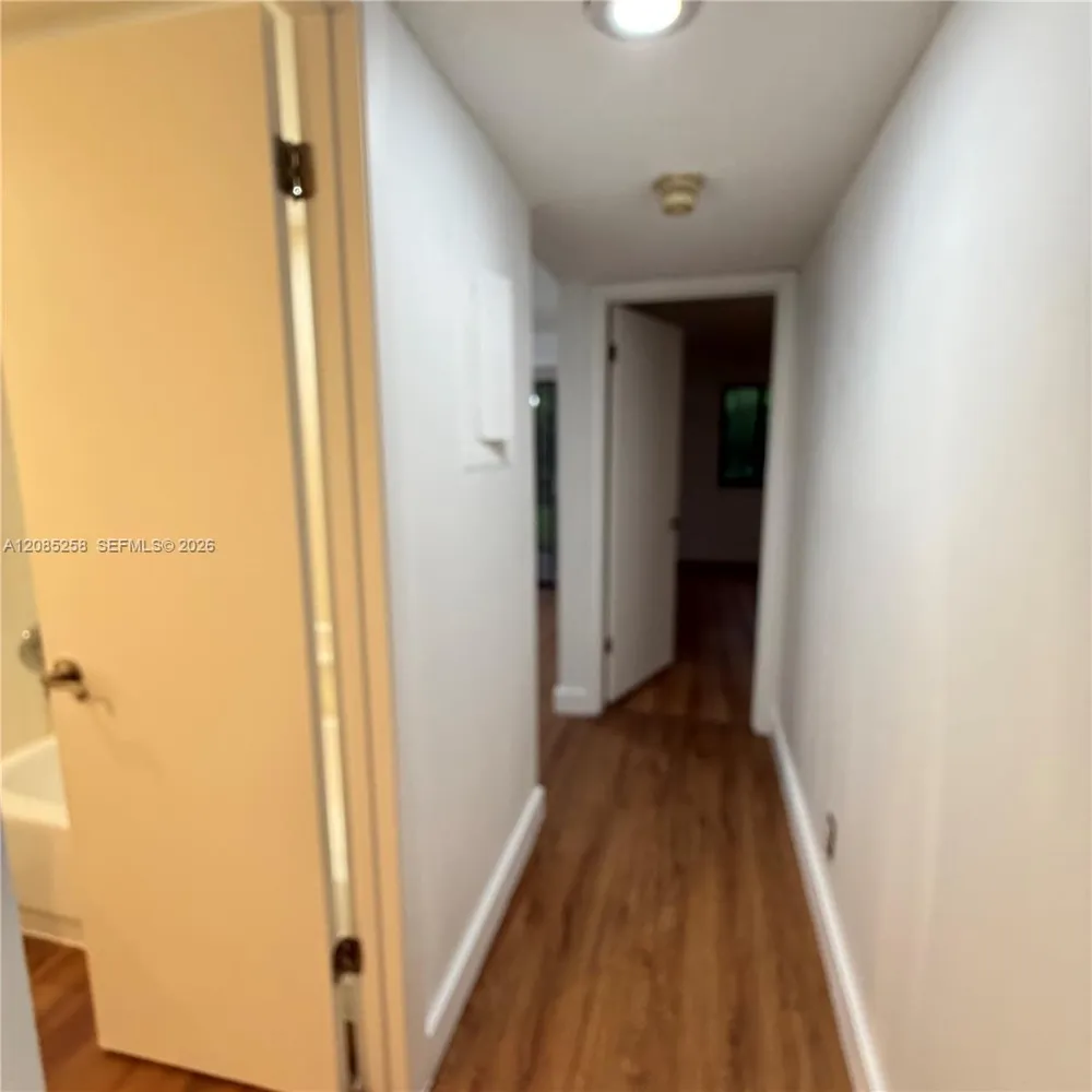 1712 NW 81st Way #1712 Plantation, FL 33322