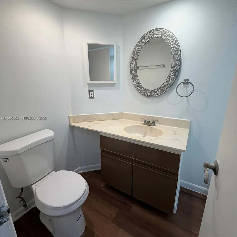 1712 NW 81st Way #1712 Plantation, FL 33322