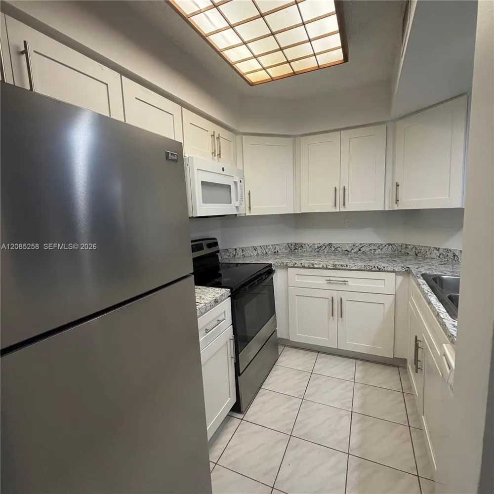 1712 NW 81st Way #1712 Plantation, FL 33322