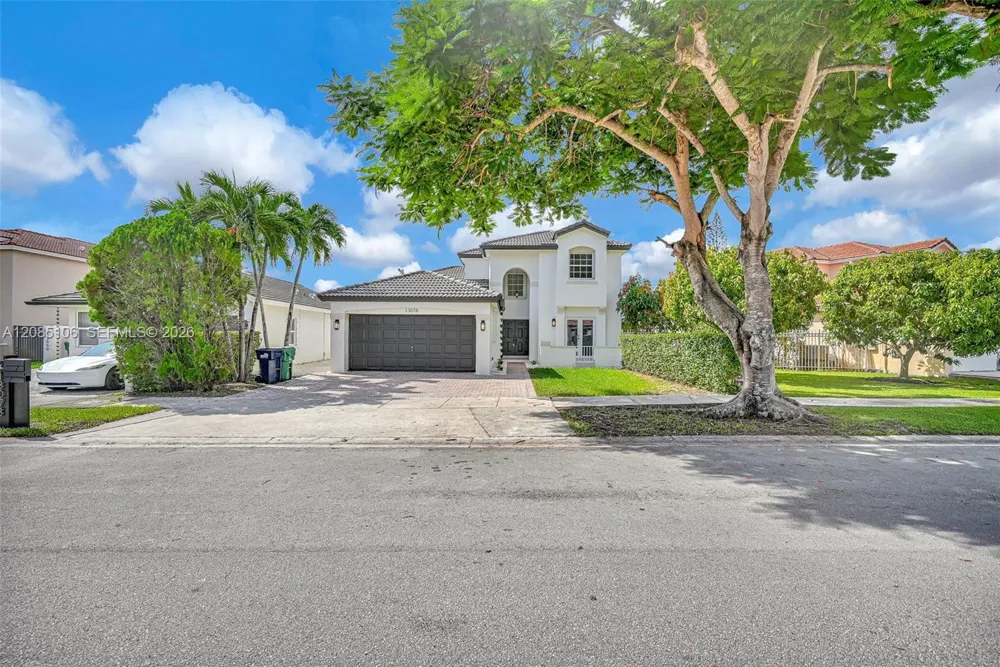 13078 NW 10th St Miami, FL 33182
