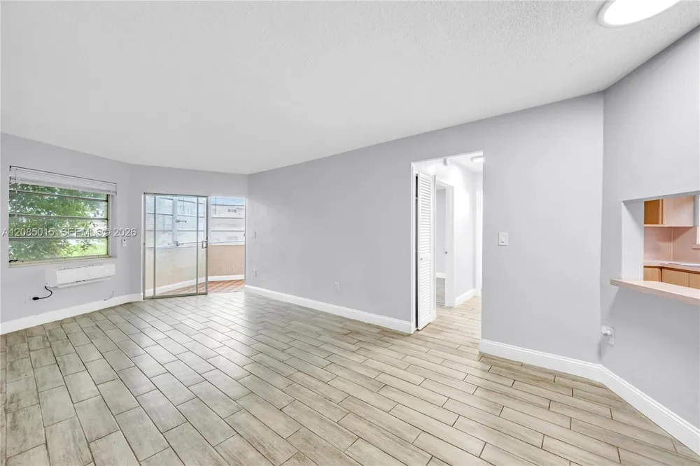 1631 NE Miami Gardens Dr #133 Miami, FL 33179