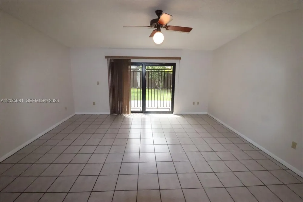 2428 SW 109th Ct Miami, FL 33165