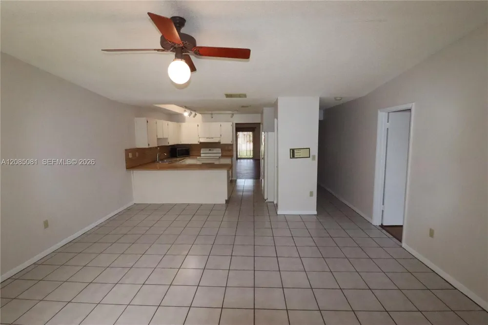 2428 SW 109th Ct Miami, FL 33165