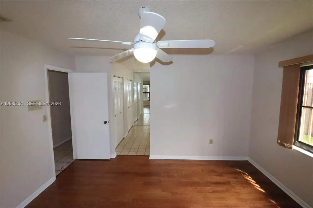 2428 SW 109th Ct Miami, FL 33165