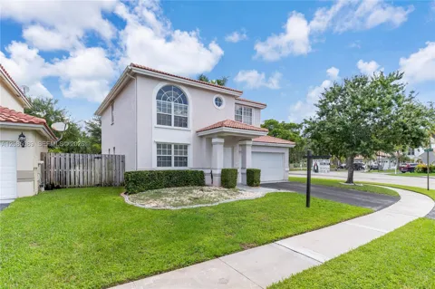 2405 NW 79th Ter #0
