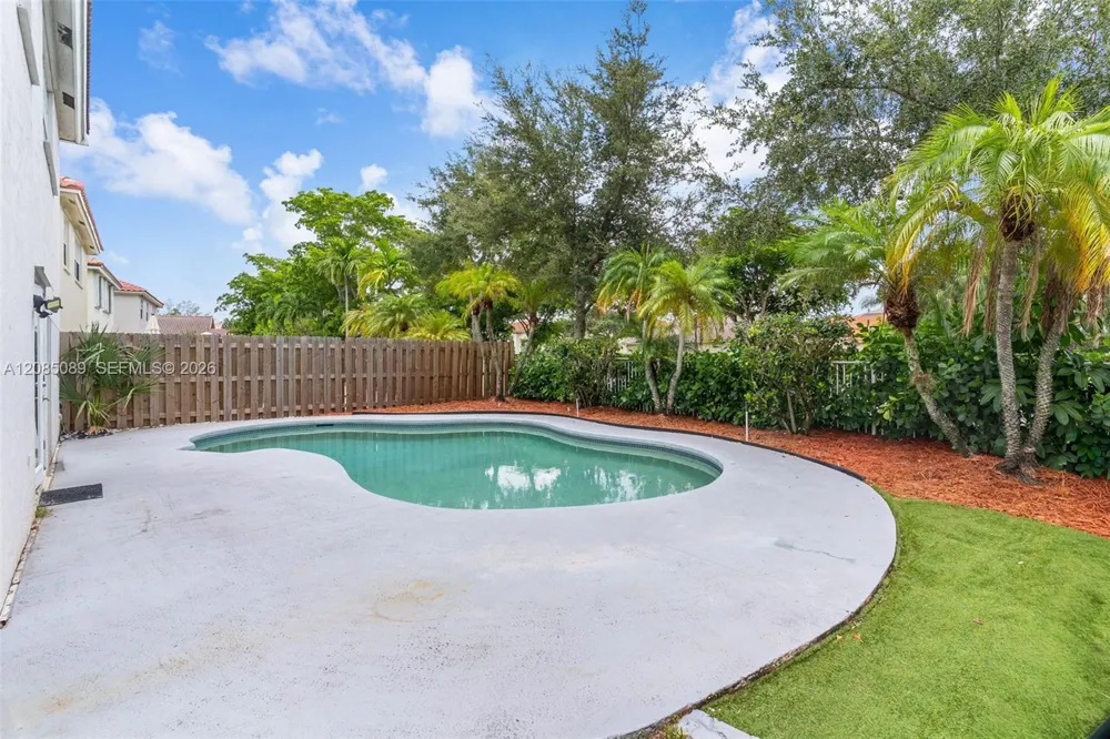2405 NW 79th Ter #0 Margate, FL 33063