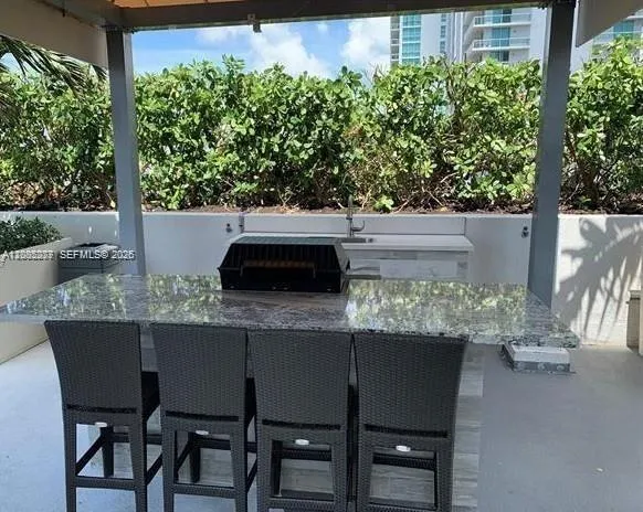 1861 NW S River Dr #804 Miami, FL 33125