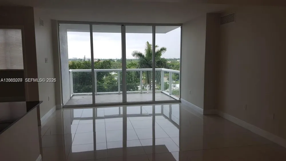 1861 NW S River Dr #804 Miami, FL 33125
