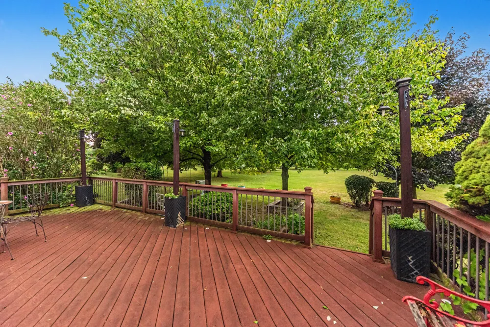 42021 Banbury Court Northville, MI 48168