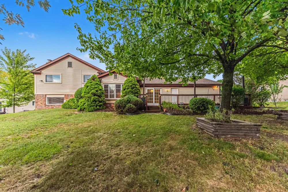 42021 Banbury Court Northville, MI 48168