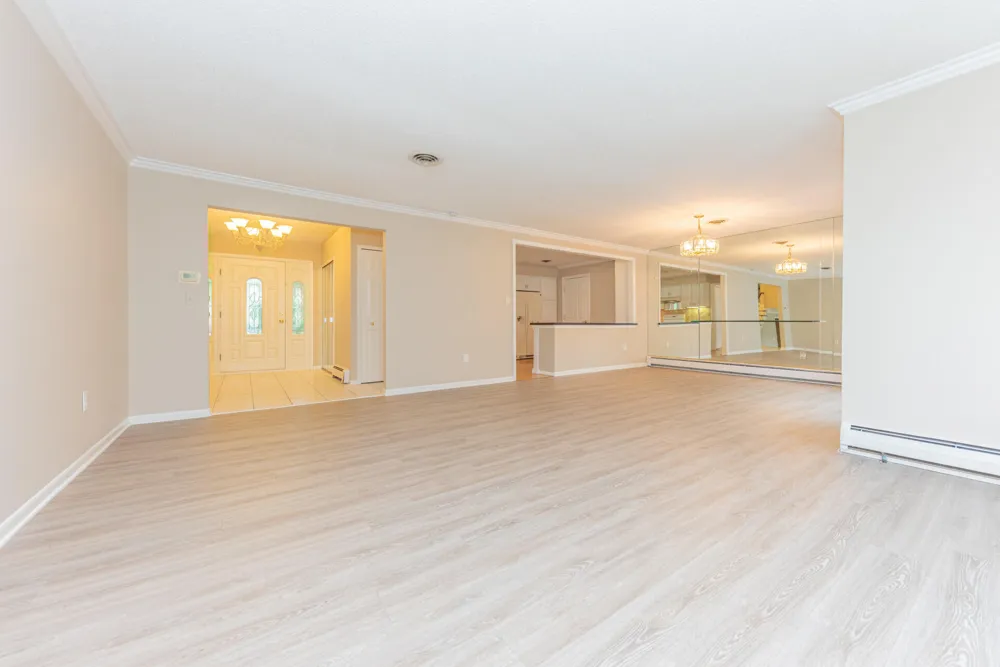 42021 Banbury Court Northville, MI 48168