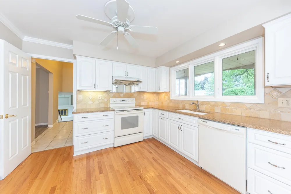 42021 Banbury Court Northville, MI 48168