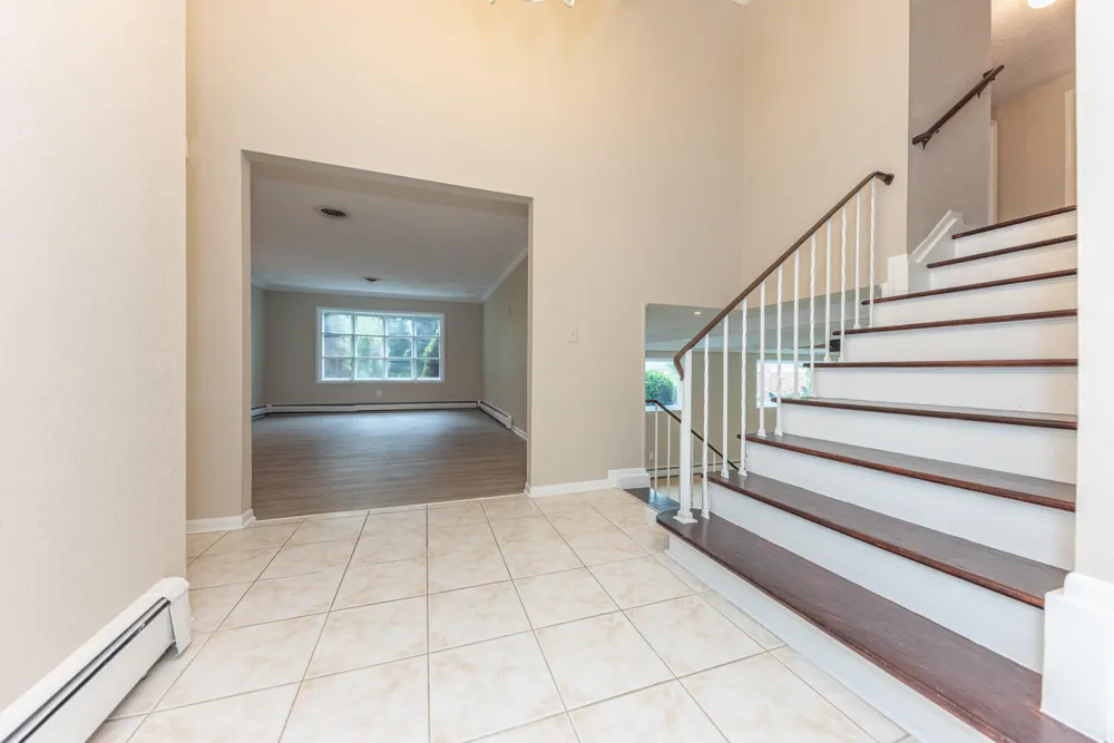 42021 Banbury Court Northville, MI 48168