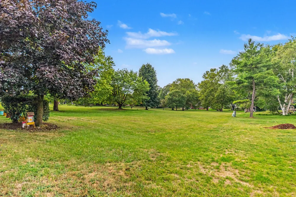 42021 Banbury Court Northville, MI 48168