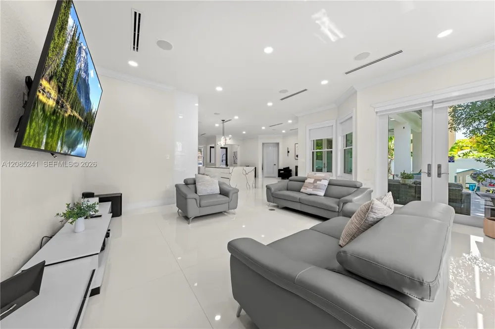 2133 SW 118th Ave Miramar, FL 33025