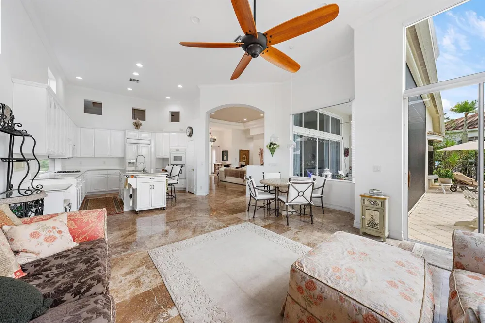 9054 Lakes Boulevard West Palm Beach, FL 33412